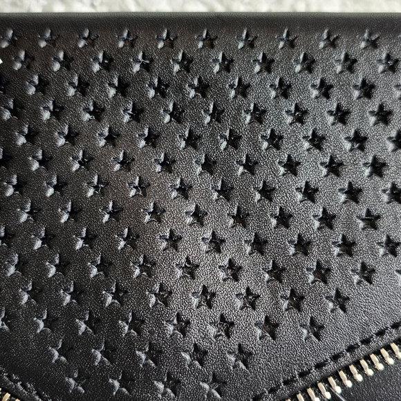 Rebecca Minkoff black leather star perforated Clutch NWT with original duster - Picture 7 of 7